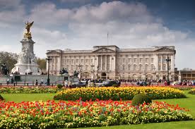 sightseeing-attractions-buckingham-palace